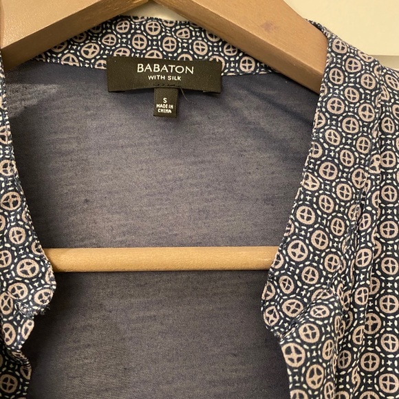 Aritzia Babaton Julien Blouse size s - Picture 3 of 7